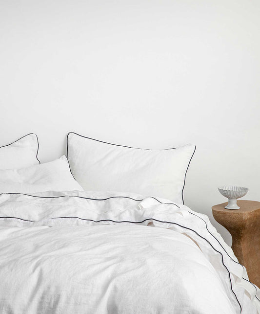 Parure de lit en lin passepoilé - Blanc et bleu marine