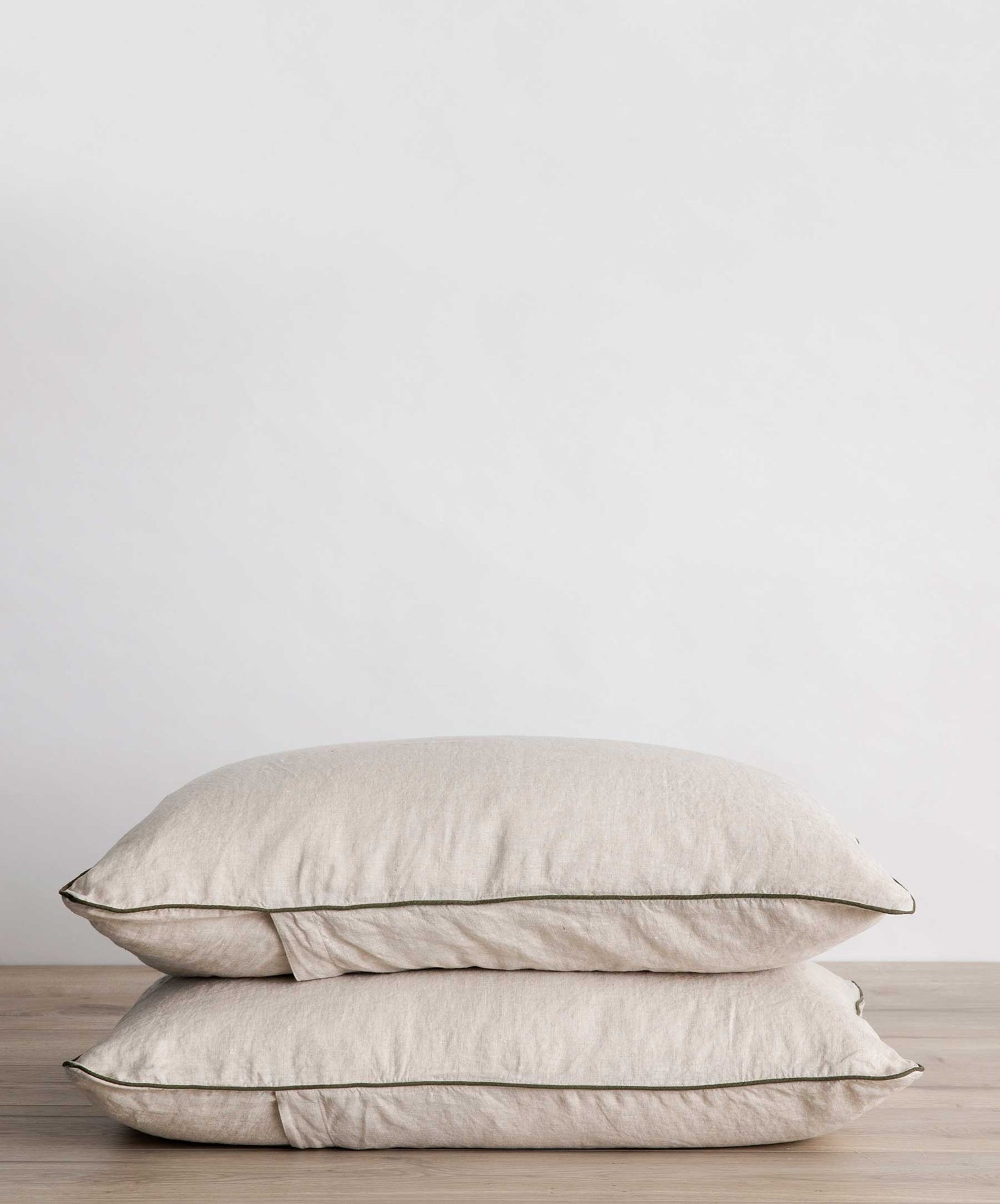 Ensemble de 2 taies d'oreiller en lin passepoilé - Naturel et Forêt