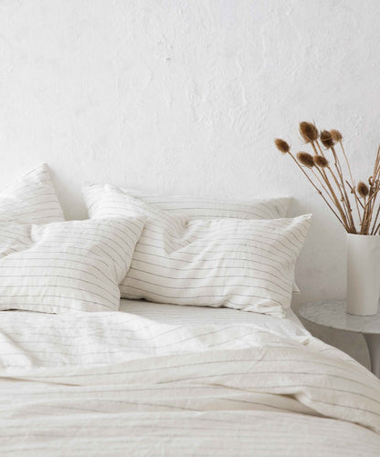 Drap plat en lin avec bordure - Rayures fines