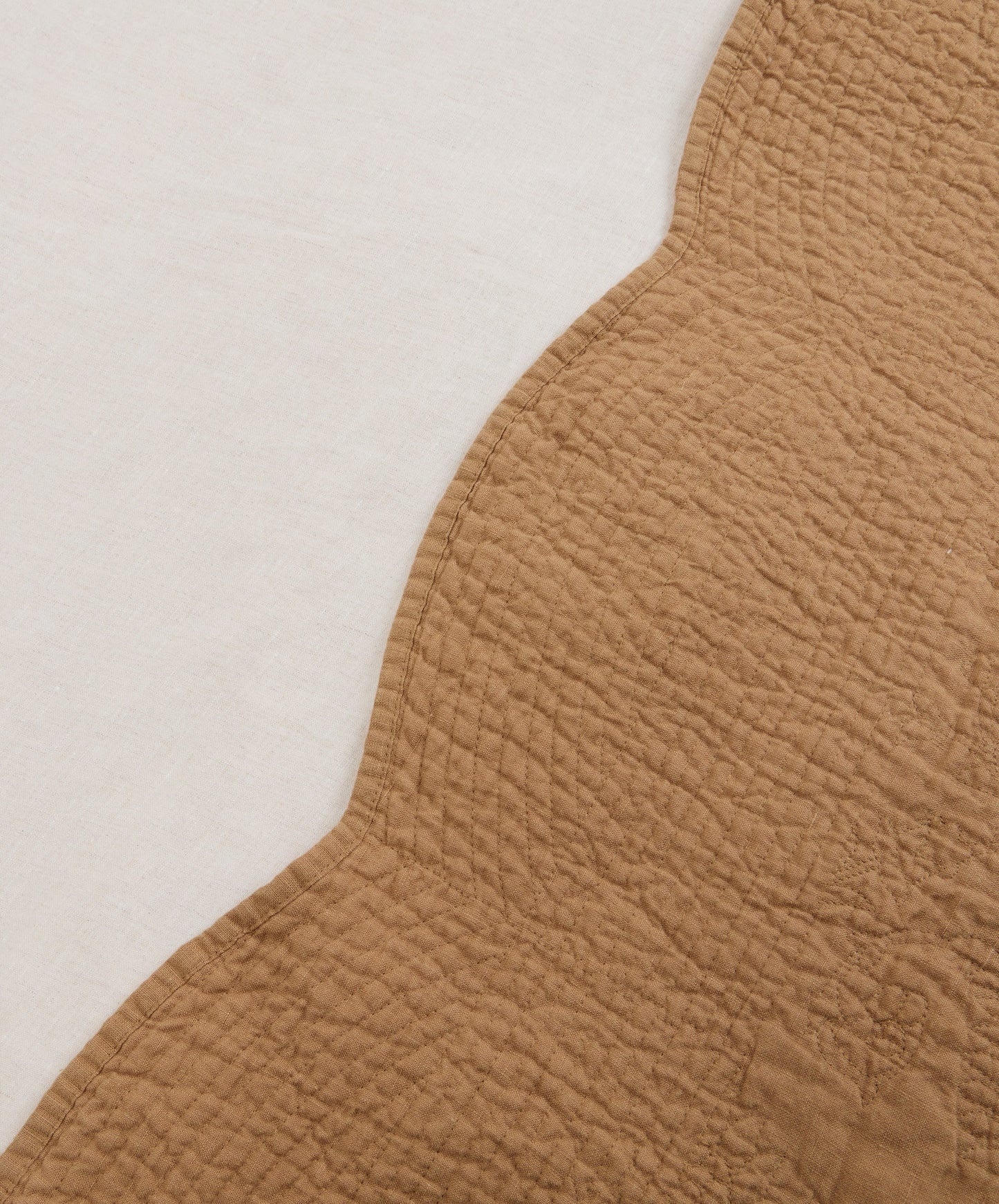 Couverture brodée Willow - Noix de muscade